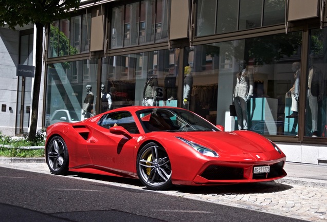 Ferrari 488 Spider