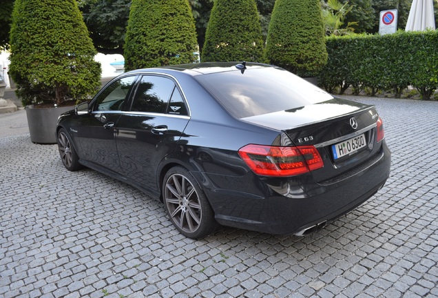 Mercedes-Benz E 63 AMG W212 V8 Biturbo