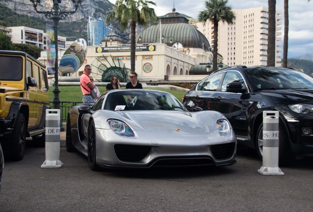 Porsche 918 Spyder Weissach Package