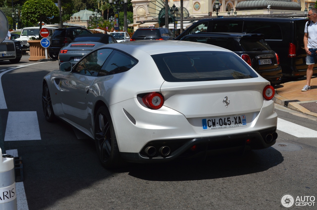 Ferrari FF