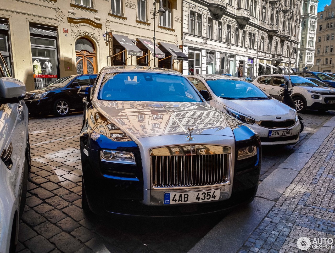 Rolls-Royce Ghost EWB