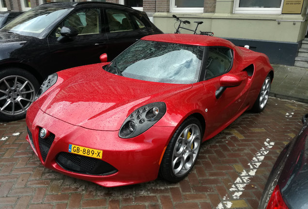 Alfa Romeo 4C Coupé