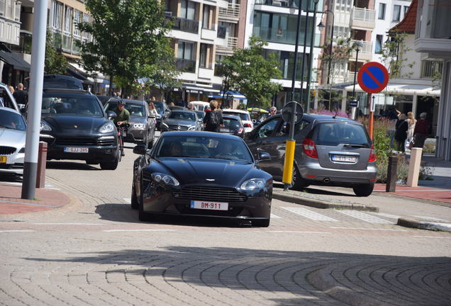 Aston Martin V8 Vantage S