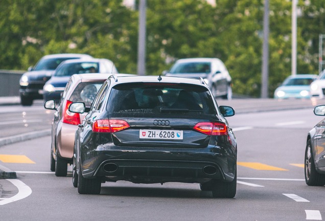 Audi RS4 Avant B8