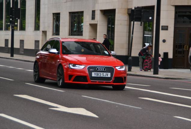 Audi RS4 Avant B8