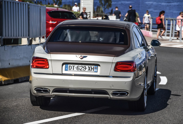 Bentley Flying Spur V8