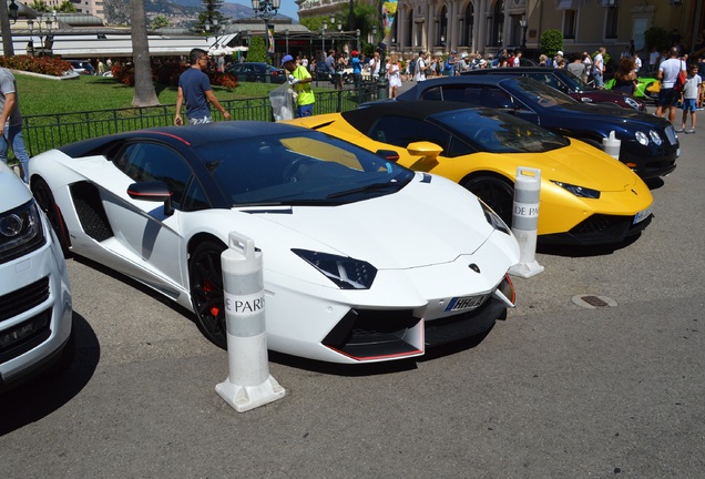 Lamborghini Aventador LP700-4 Pirelli Edition