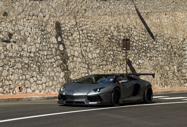 Lamborghini Aventador LP700-4 Roadster Liberty Walk LB Performance Wide Body