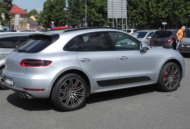 Porsche 95B Macan Turbo