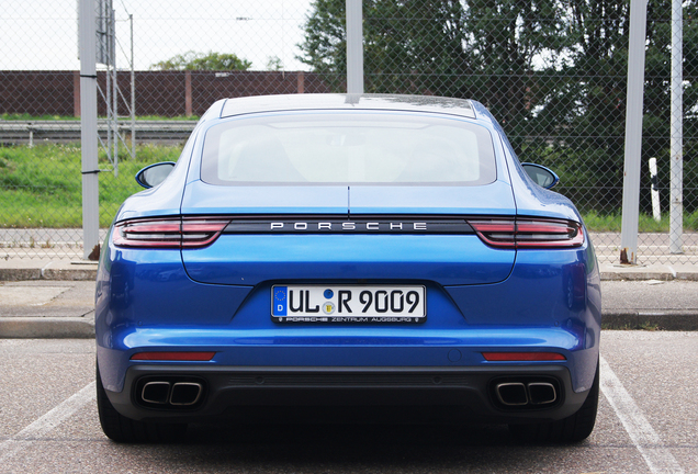 Porsche 971 Panamera Turbo