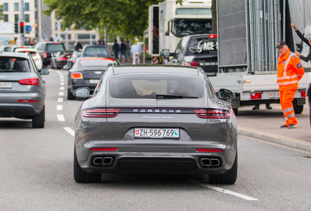 Porsche 971 Panamera Turbo