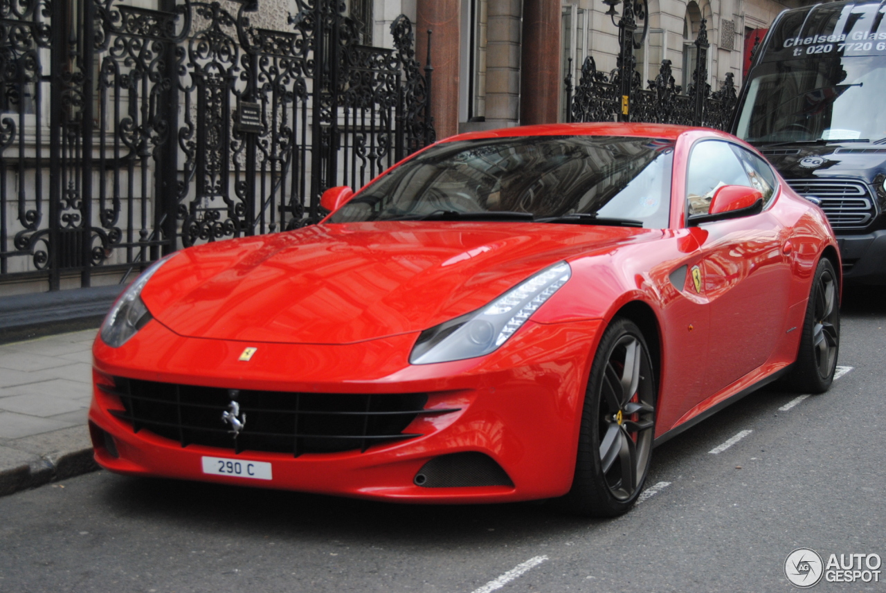 Ferrari FF