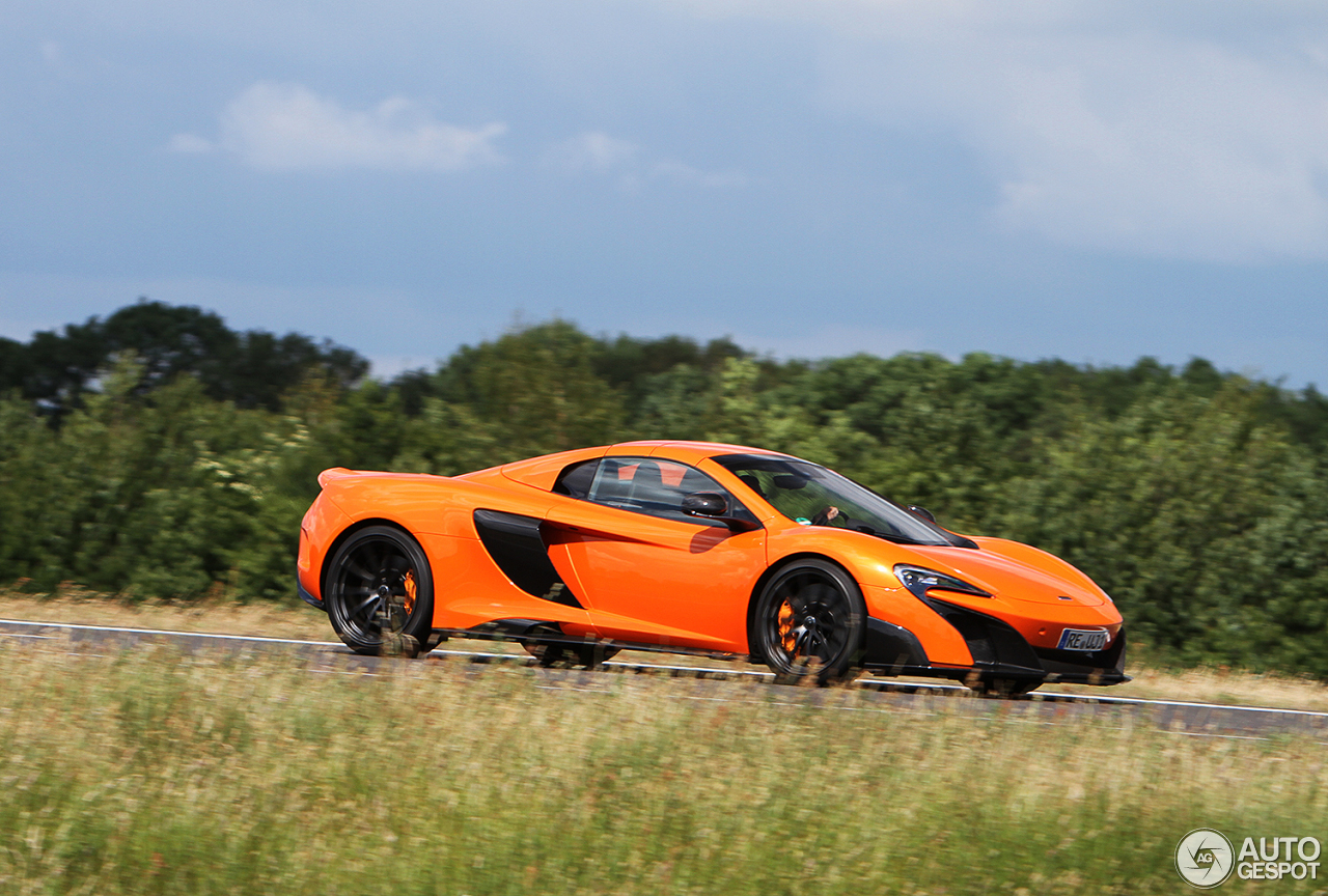 McLaren 675LT Spider