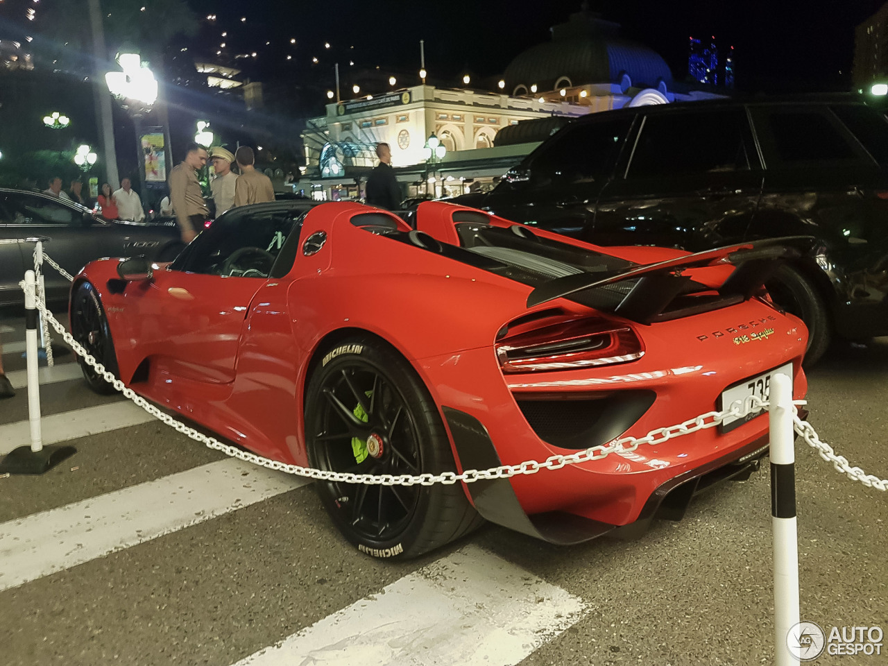 Porsche 918 Spyder Weissach Package