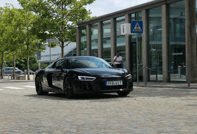 Audi R8 V10 2015