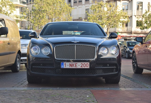 Bentley Flying Spur V8