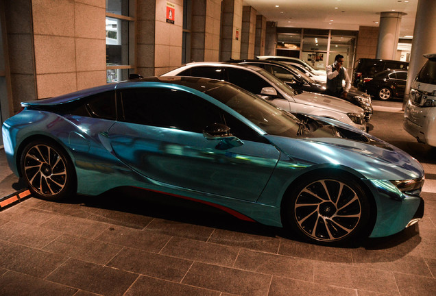 BMW i8