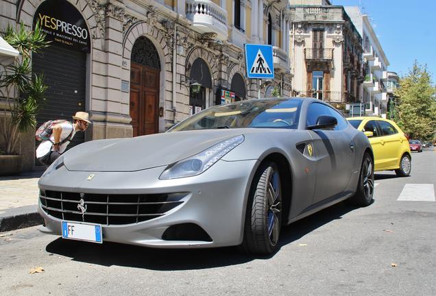 Ferrari FF