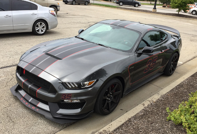 Ford Mustang Shelby GT350R 2015