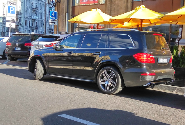 Mercedes-Benz GL 63 AMG X166