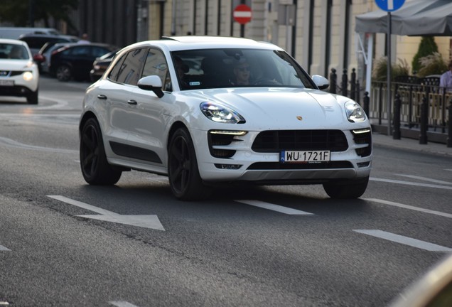 Porsche 95B Macan GTS