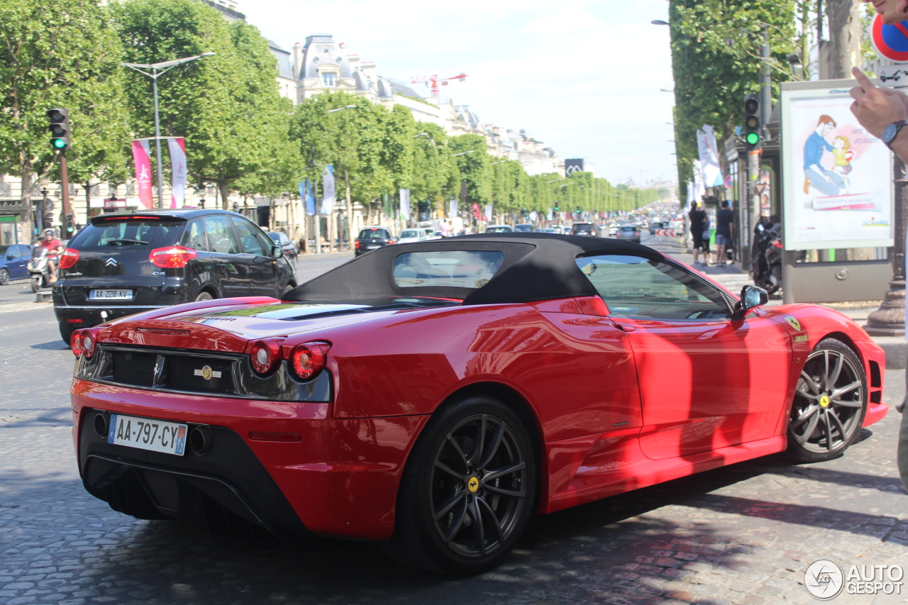 Ferrari Scuderia Spider 16M