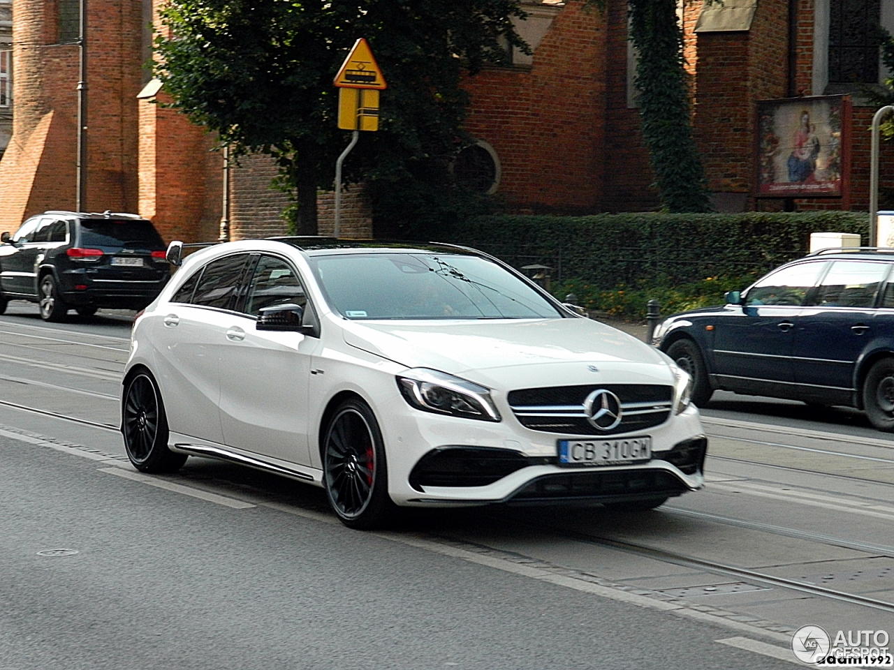 Mercedes-AMG A 45 W176 2015