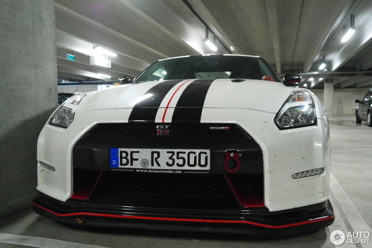 Nissan GT-R 2011 Nismo