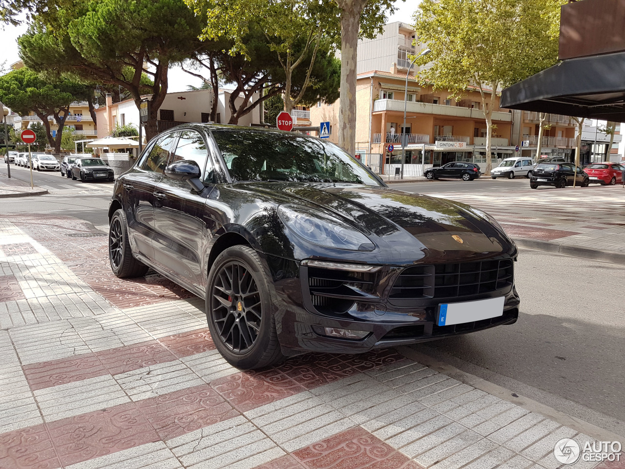 Porsche 95B Macan GTS