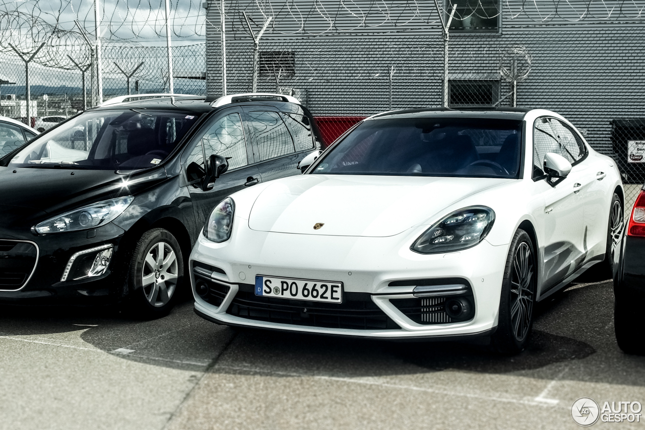 Porsche 971 Panamera Turbo S E-Hybrid