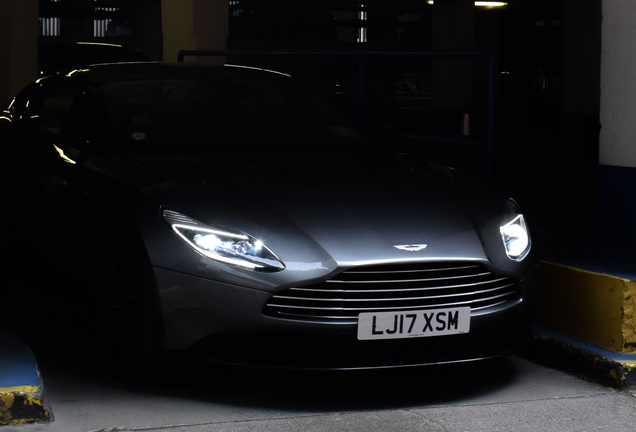 Aston Martin DB11