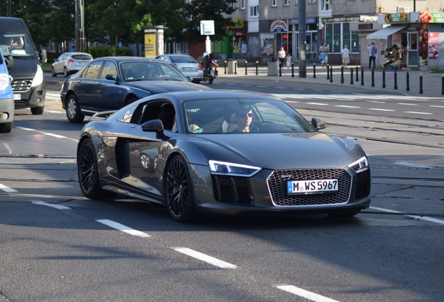 Audi R8 V10 Plus 2015