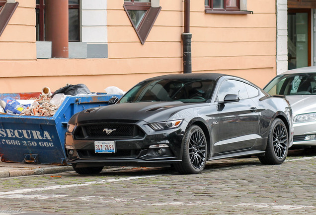 Ford Mustang GT 2015