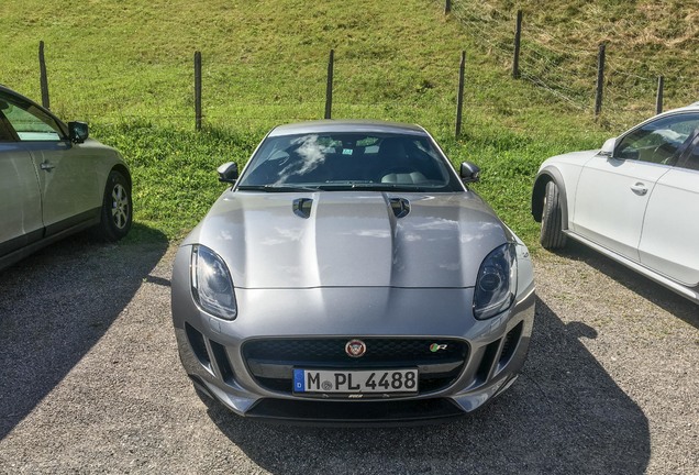 Jaguar F-TYPE R Coupé