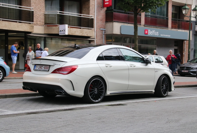 Mercedes-Benz CLA 45 AMG C117