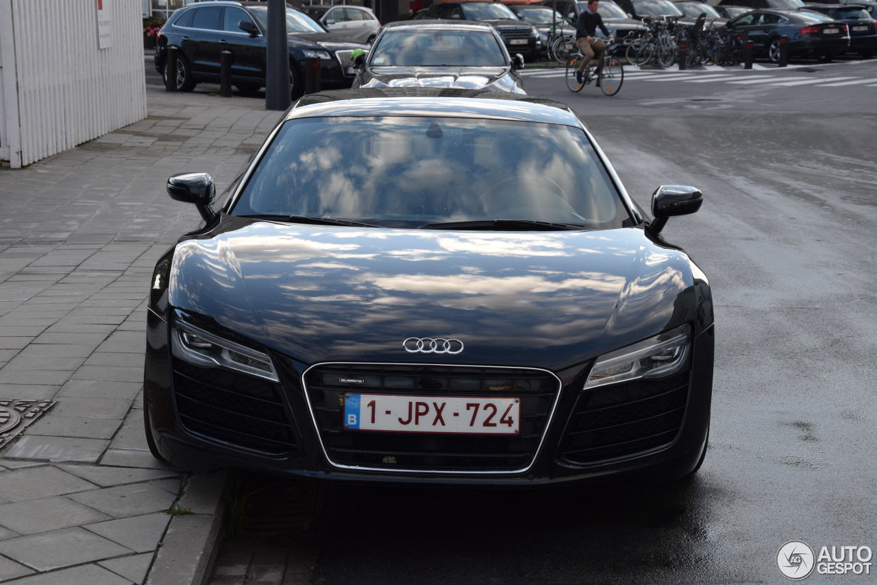 Audi R8 2013