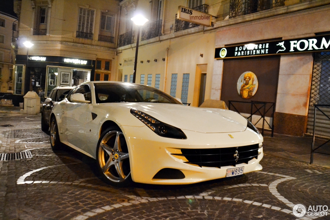 Ferrari FF