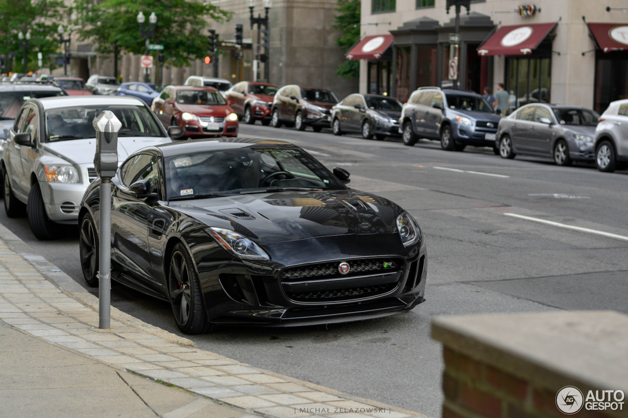 Jaguar F-TYPE R AWD Coupé