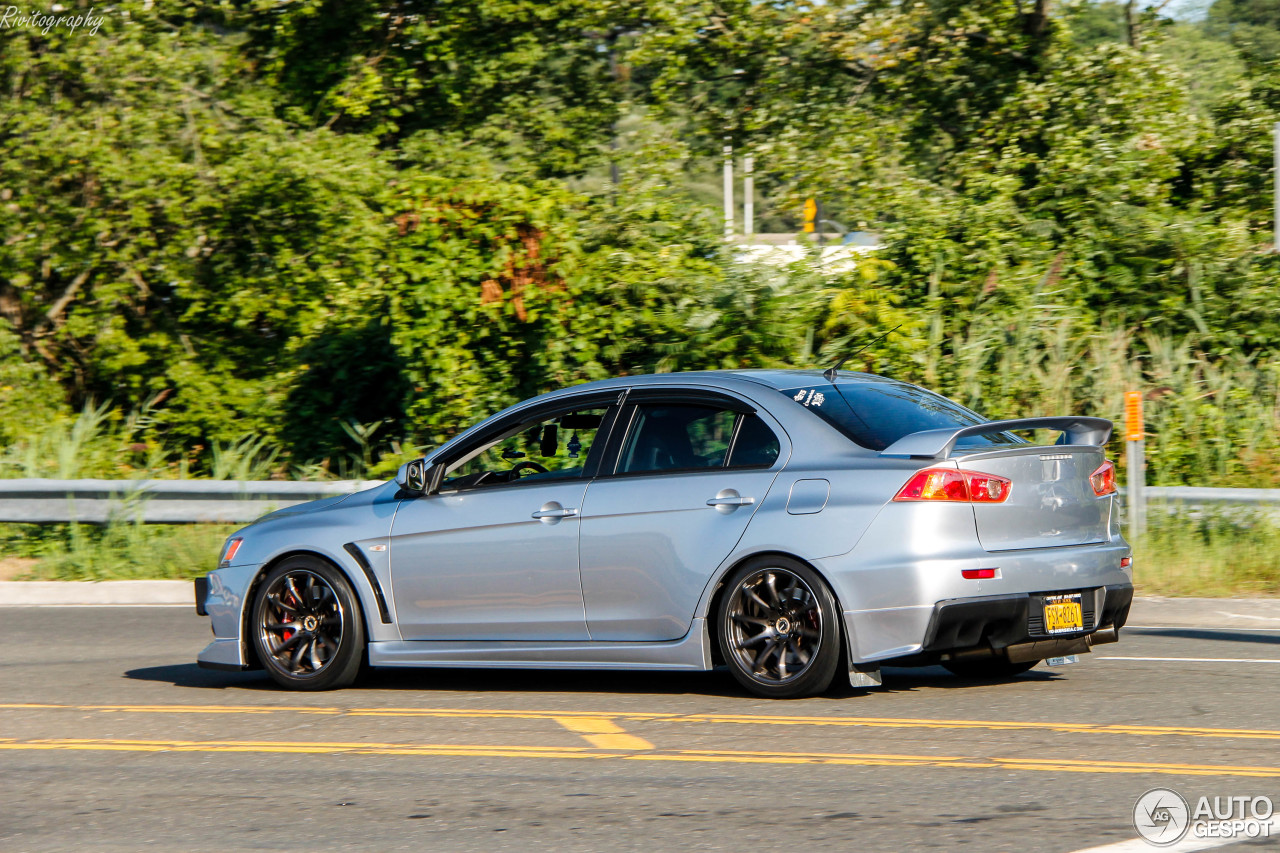 Mitsubishi Lancer Evolution X