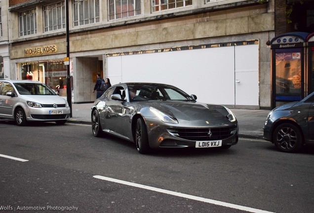 Ferrari FF