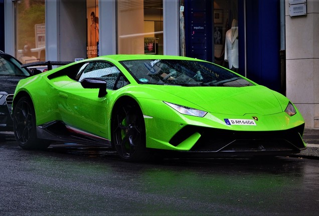 Lamborghini Huracán LP640-4 Performante