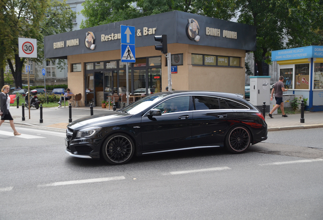 Mercedes-Benz CLA 45 AMG Shooting Brake