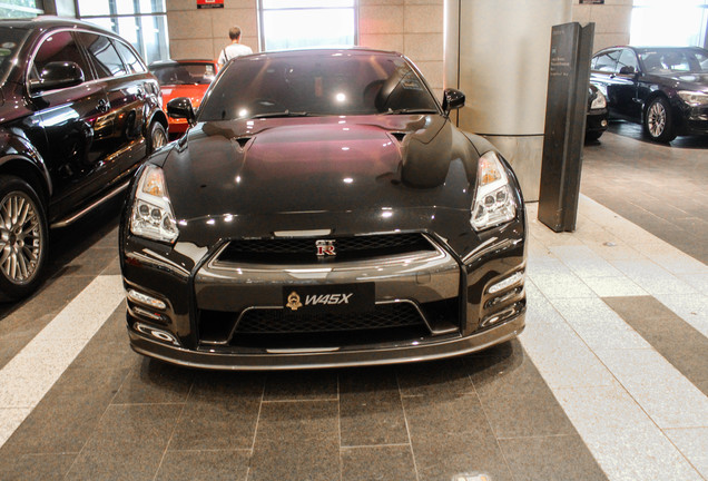 Nissan GT-R 2014