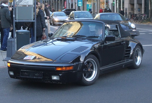 Porsche 930 Turbo Cabriolet Flatnose