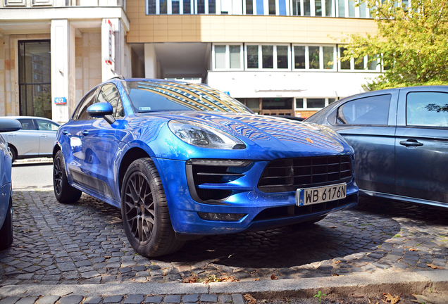 Porsche 95B Macan GTS