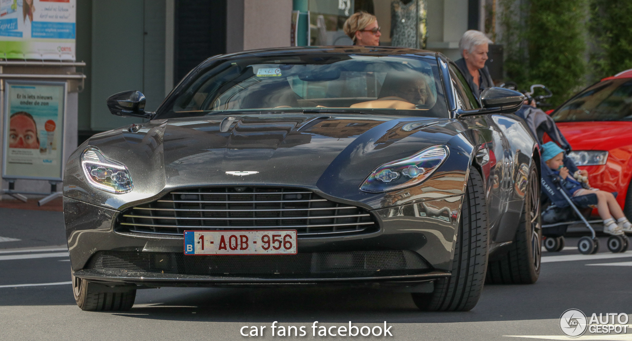 Aston Martin DB11