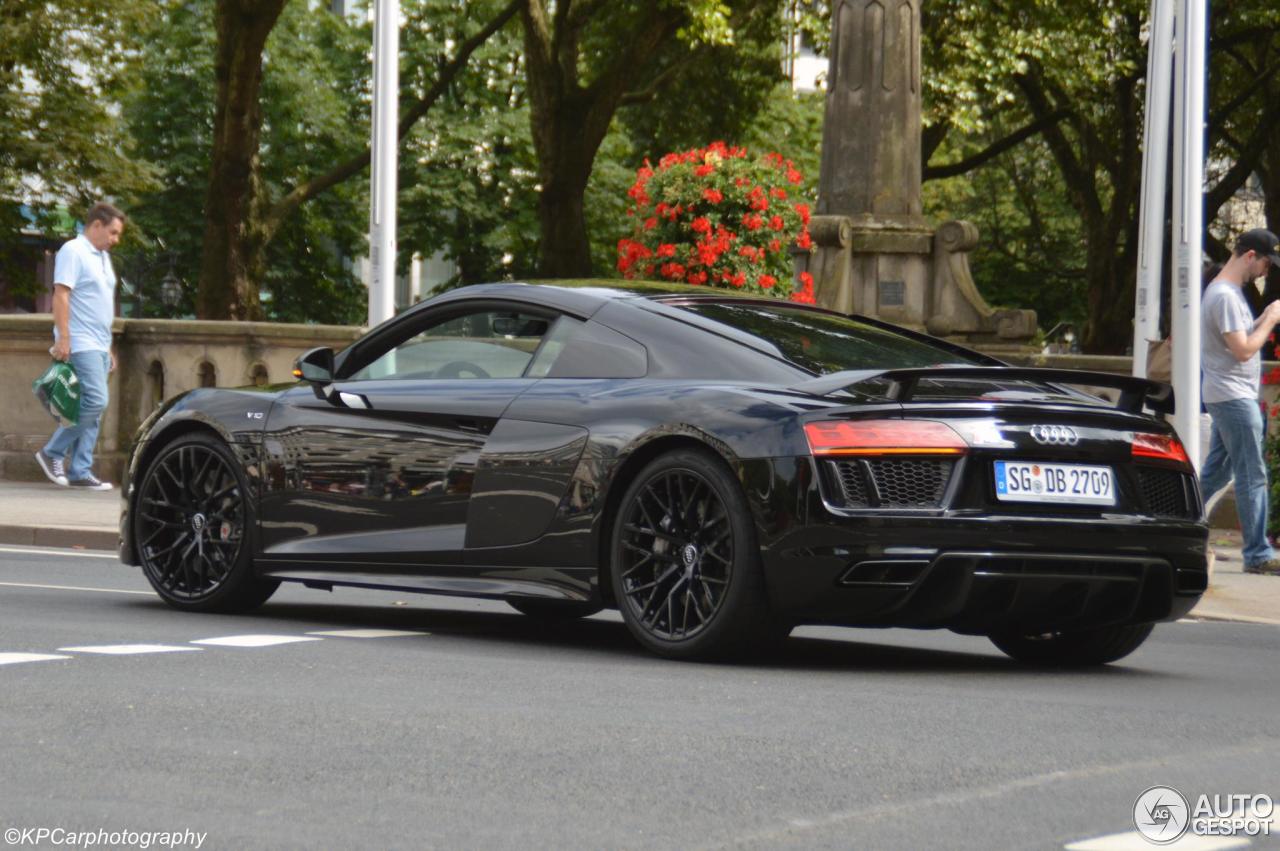 Audi R8 V10 Plus 2015