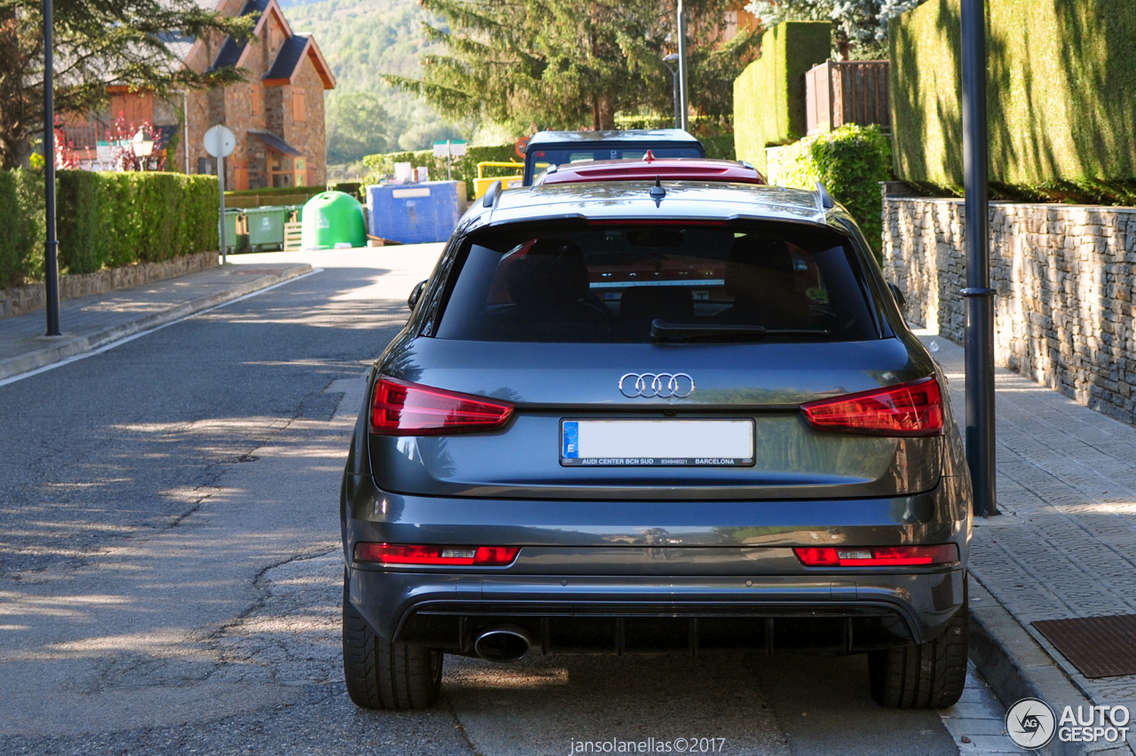 Audi RS Q3 2015