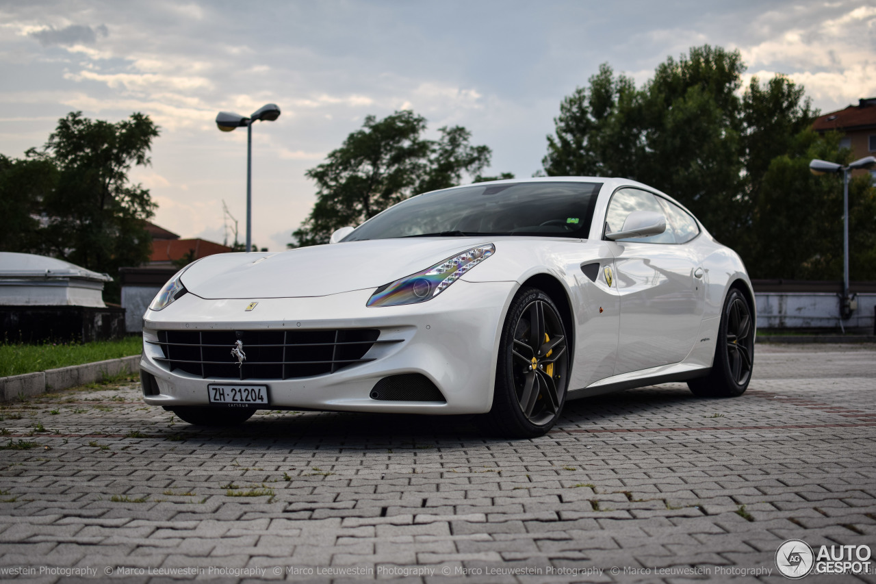 Ferrari FF