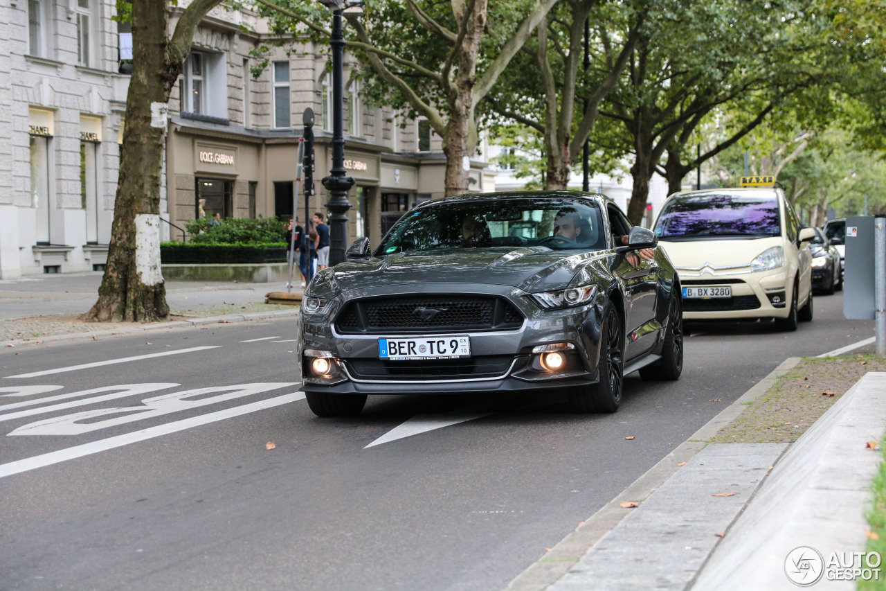 Ford Mustang GT 2015